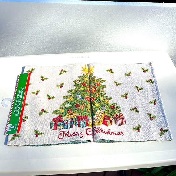 Tapestry placemats holiday
Christmas house set of two Merry  Christmas Tree New - Picture 7 of 7